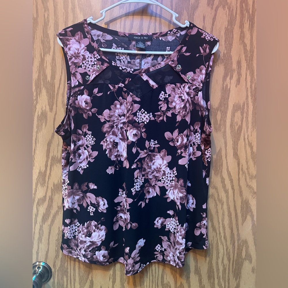 Sleeveless Blouse
